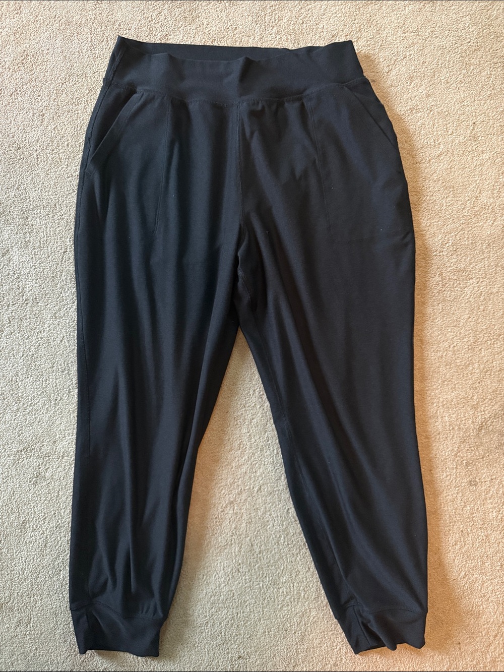 Old Navy size large L active cloud extra high rise jogger go-dry black